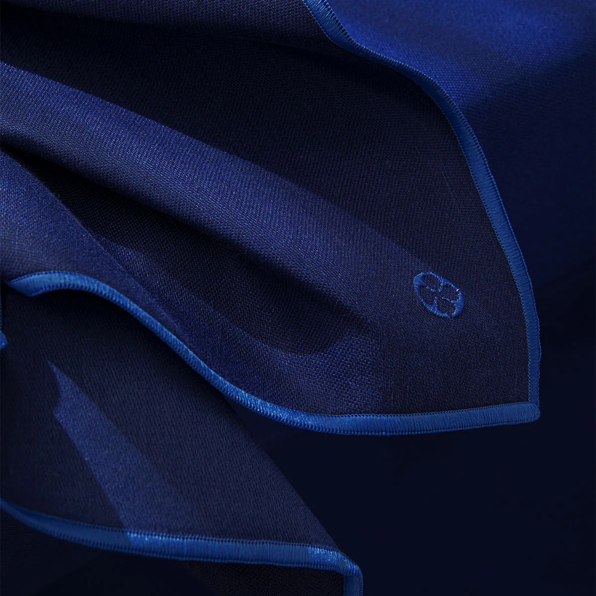 NUANCES COTON & LIN BLEU NUIT Lot de 4 serviettes 50 x 40 cm - Image 2