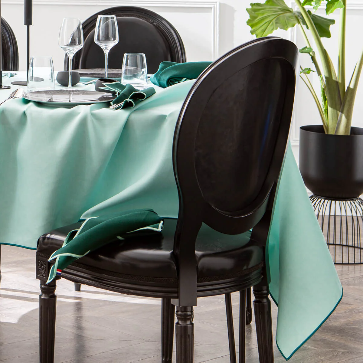 NUANCES COTON & LIN VERT MENTHE Nappe carrée 180 x 180 cm - Image 4